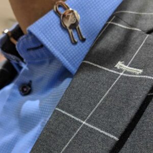 Collar Pin